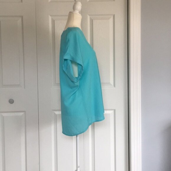 NEW NY&C Beautiful Blue Blouse Top - Picture 5 of 9